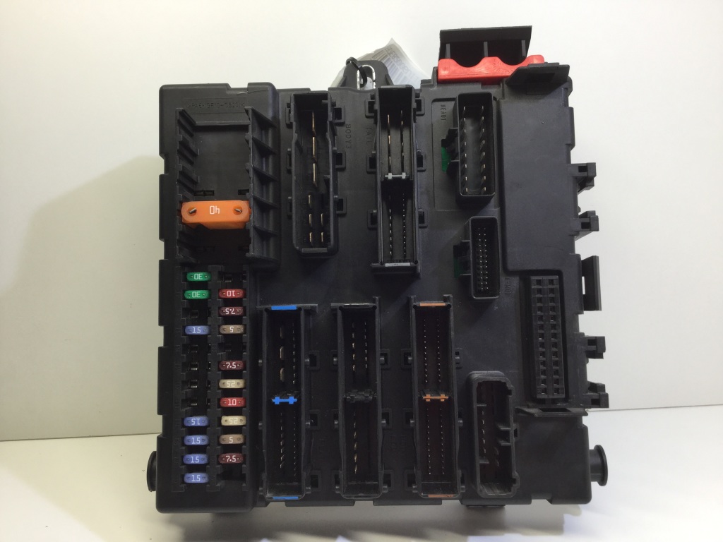 Used Opel Vectra Fuse box in the cabin