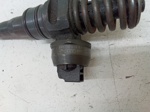 AUDI A4 B6 (2000–2005) Kütusepihusti 038130073BA - 4