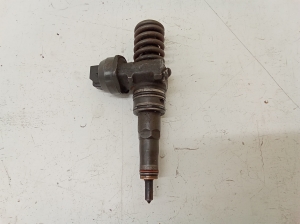 AUDI A4 B6 (2000–2005) Kütusepihusti 038130073BA - 4