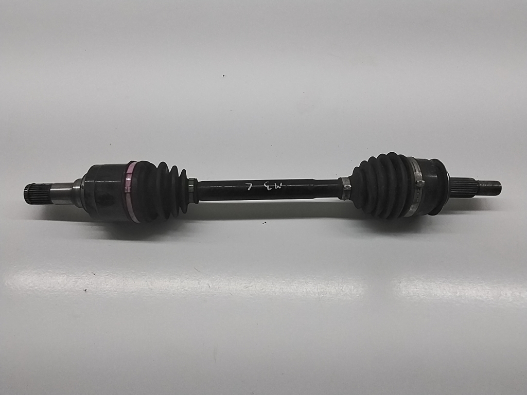 Mazda 3 (2013–2018) Front drive shaft and its parts GDC12560X Mazda 3 (2013–2018) Front drive shaft and its parts GDC12560X