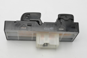 NISSAN X-Trail T32 (2013–2021) Door lock/unlock switch - 3