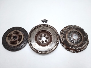   Clutch and its parts  - 702695CO 