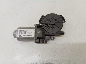 Rear side door window regulator motor - 400908