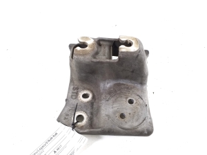Subaru Legacy V (2009–2014) Engine bracket 41032AJ030 - 2