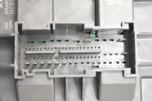 Skoda Rapid (2011–2026) Comfort control module 6R0937087R - 5