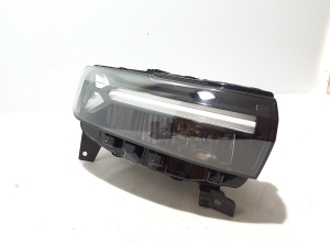 Dacia Duster P1310 (2024–2026) Priekšējais lukturis 260107725R - 2