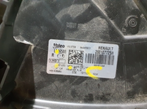 Dacia Duster P1310 (2024–2026) Priekšējais lukturis 260107725R - 4