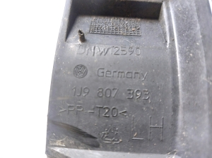 Volkswagen Golf IV (1997–2003) Rear bumper bracket 1J9807393 - 2