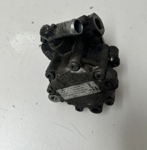 Power steering pump - 51352320