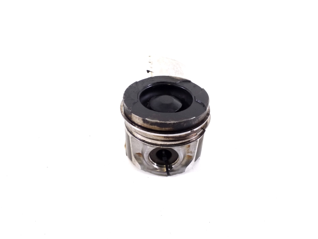 TOYOTA RAV 4 A3 (2005–2012) Kolb ja selle osad 131010R060 TOYOTA RAV 4 A3 (2005–2012) Kolb ja selle osad 131010R060