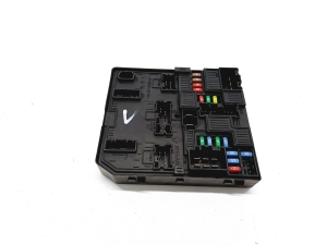   Fuse boxes  - 284B60605R 