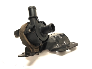   Tsirkulatsioonipump  - 925164GA0A 