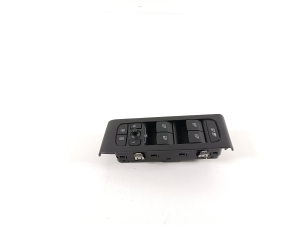 VOLVO XC40 (2017–2026) Front door glass switch 32319765 - 3