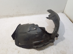 VOLVO XC90 (2015–2024) Front wheel arch liner 31457219 - 3