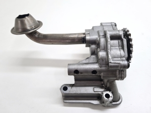 Volkswagen Touran I (2003–2010) Õlipump 03G115105 - 3