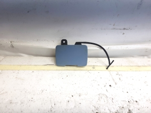 Front bumper tow hook cover - 09178384
