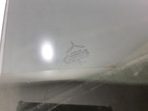 RENAULT Clio V (2019–2026) Rear side door glass 823015115R - 2