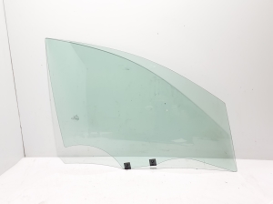 Vitre de porte avant - 803008603R