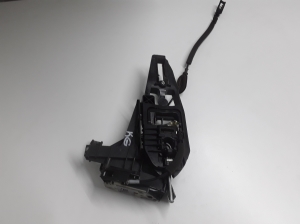 Rear side door lock - EM2BR264B53AF