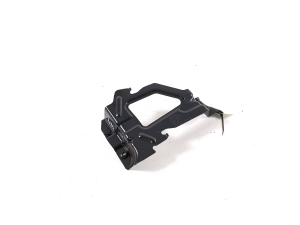VOLVO XC40 (2017–2026) Engine control unit bracket 31465847 - 2