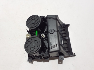BMW 1 SERIES F40 (2019–2026) Cup holder 5A37574 - 2