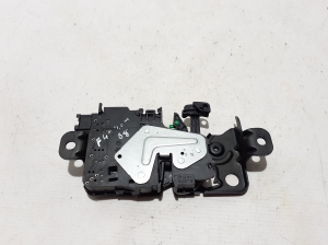 BMW 1 SERIES F40 (2019–2026) Trunk lid lock 7383282 - 4