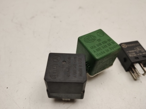 Mercedes Benz E-Class W211 (2002–2009) Relay a0025422319 - 3