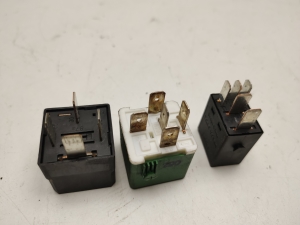 Mercedes Benz E-Class W211 (2002–2009) Relay a0025422319 - 4