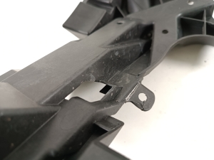 VOLVO XC40 (2017–2026) Rear bumper bracket 32386992 - 2