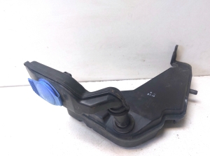 AUDI Q5 (2008–2017) Front washer fluid reservoir 8R0955453 - 5