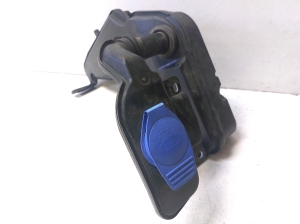 AUDI Q5 (2008–2017) Front washer fluid reservoir 8R0955453 - 6
