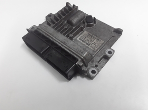 Ford Galaxy (2015–2026) Engine control unit DS7112B684XB - 4