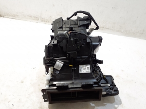 RENAULT Clio V (2019–2026) Heater and its parts 272108266R - 7