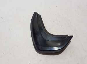   Rear quarter window outer molding  - 7474002 