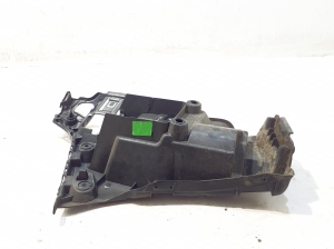 BMW 1 SERIES F40 (2019–2026) Rear bumper bracket 8072576 - 2