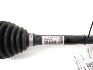 VOLVO XC40 (2017–2026) Front drive shaft and its parts 32339046 - 4