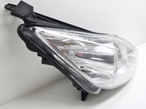 Ford C-MAX (2010–2026) Esituli AM5113W029AF - 4
