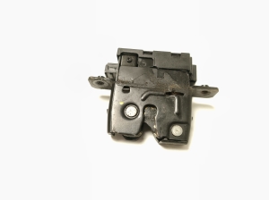   Trunk lid lock  - 90502EY12D 