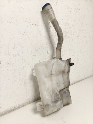 Citroen DS5 (2011–2019) Front washer fluid reservoir - 3