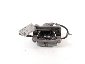 VOLVO XC40 (2017–2026) Front brake caliper 32329523 - 2