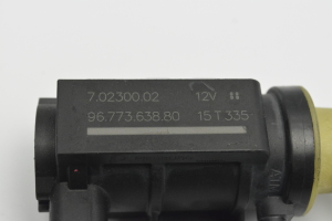 Citroen C4 (2010–2020) Solenoid 9677363880 - 4