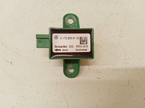 Mercedes Benz E-Class W212 (2009–2015) Airbagsensor A1729056100 - 2