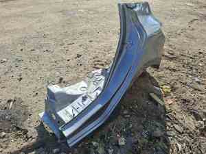   Rear fender and its parts  - 760310576R 
