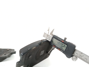 VOLVO XC40 (2017–2026) Piduriklotsid ees 32287456 - 6