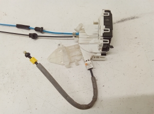 Mercedes Benz E-Class W212 (2009–2015) Rear side door lock A0997300135 - 4