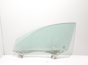   Front door glass  - C2D1718 