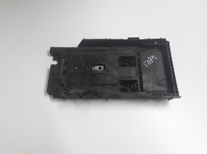 Akumulatora turētājs - DG9310723AE