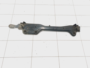   Radiator bracket  - 625303449R 