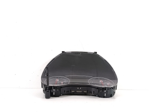 Mercedes Benz A-Class 176 (2012–2018) Instrument cluster A1769007503 - 4