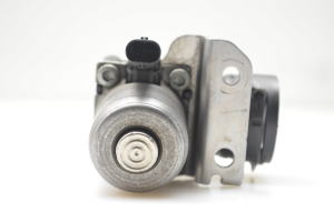 Mercedes Benz E-Class W212 (2009–2015) Circulation pump and its parts A2712030164 - 4